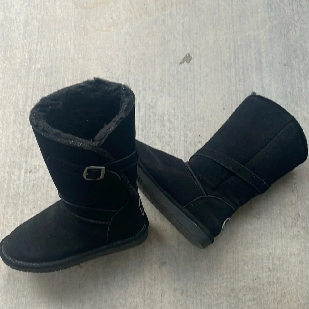 Barepaw boots Sz 6 black Tatum solids